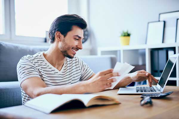 پلتفرم‌های آموزش آنلاین با امکانات نظرسنجی